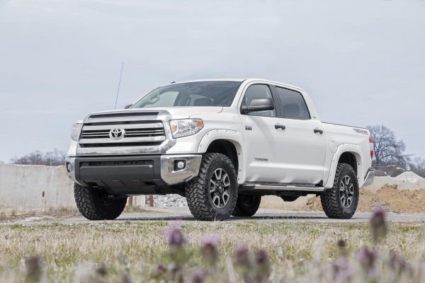 toyota-16-tundra-870-fdmid-outdoor