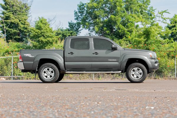 toyota-lift-kit_744-installed-profile_1
